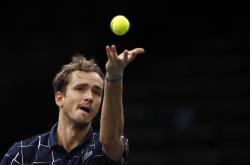 华体会体育APP下载-法国网球队力克日本网球队，梅德韦杰夫制霸全场的简单介绍