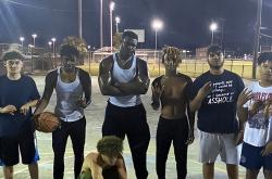 华体会体育APP下载-包含NBA球员积极参与社区服务活动的词条