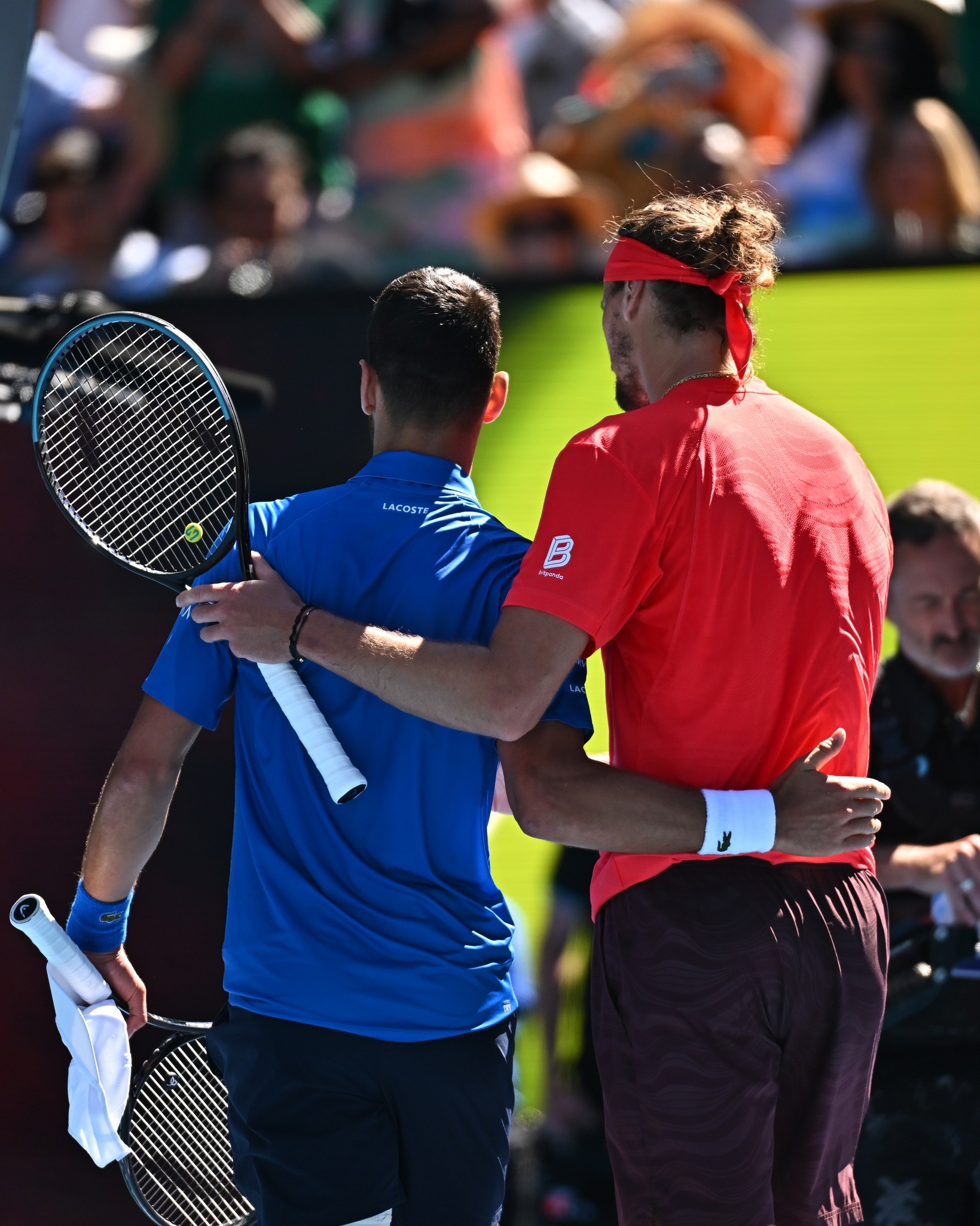 法国网球队鏖战欧洲网球队,德约科维奇统治全场 法国网球队鏖战欧洲网球队,德约科维奇统治全场