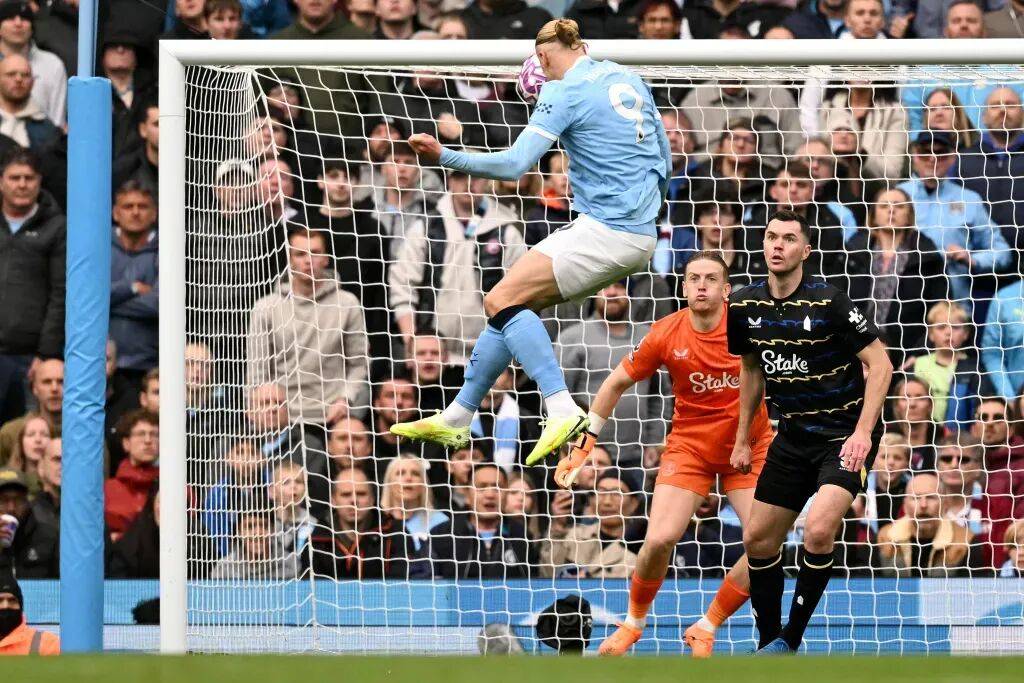 阿森纳客场不敌曼城，遭遇失利